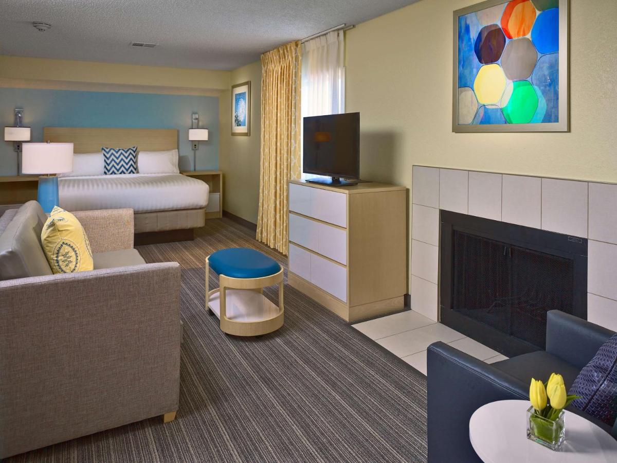King Studio Suite with Fireplace at Sonesta ES Suites Burlington VT