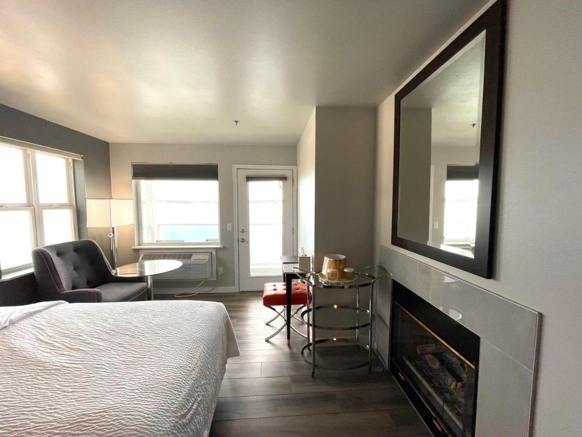 Premium Double with King & Full Bed at Tides Inn & Suites