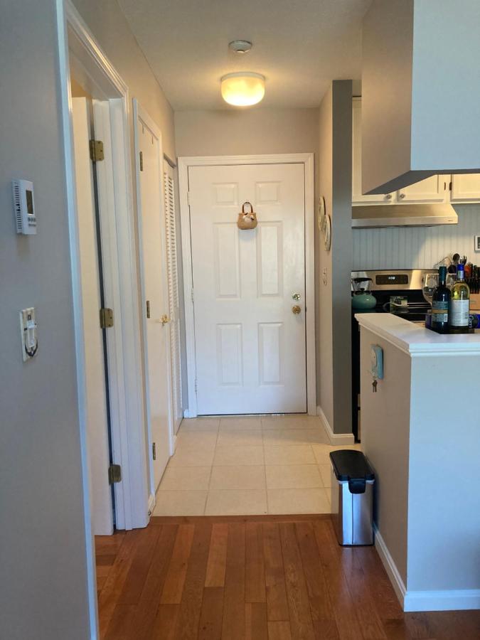| Lovely Condo on Golf Course with Country Club