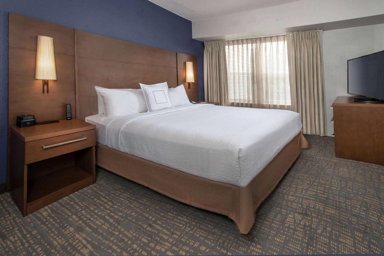 | Sonesta ES Suites Baltimore BWI Airport