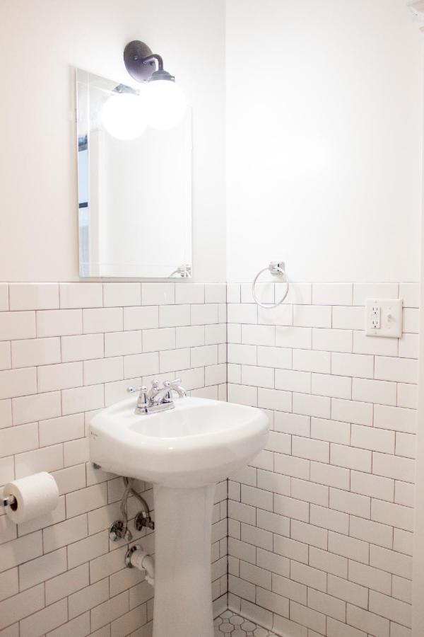  | 11th Avenue Hostel