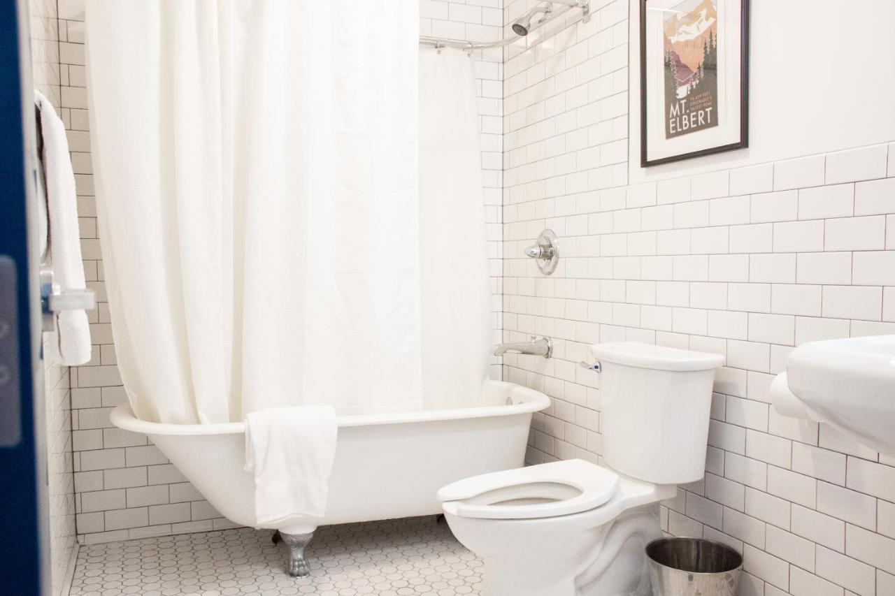 | 11th Avenue Hostel