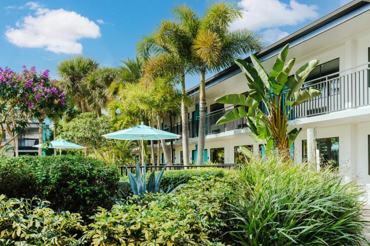 Deluxe King Room at Coco Key Hotel & Water Park Resort