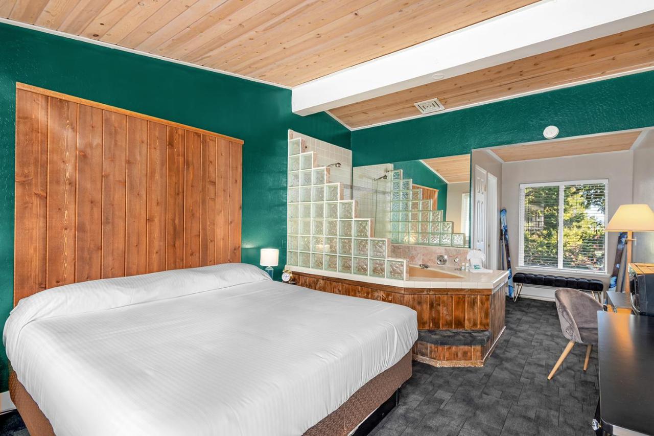 | The Inn at Boatworks, Lake Tahoe