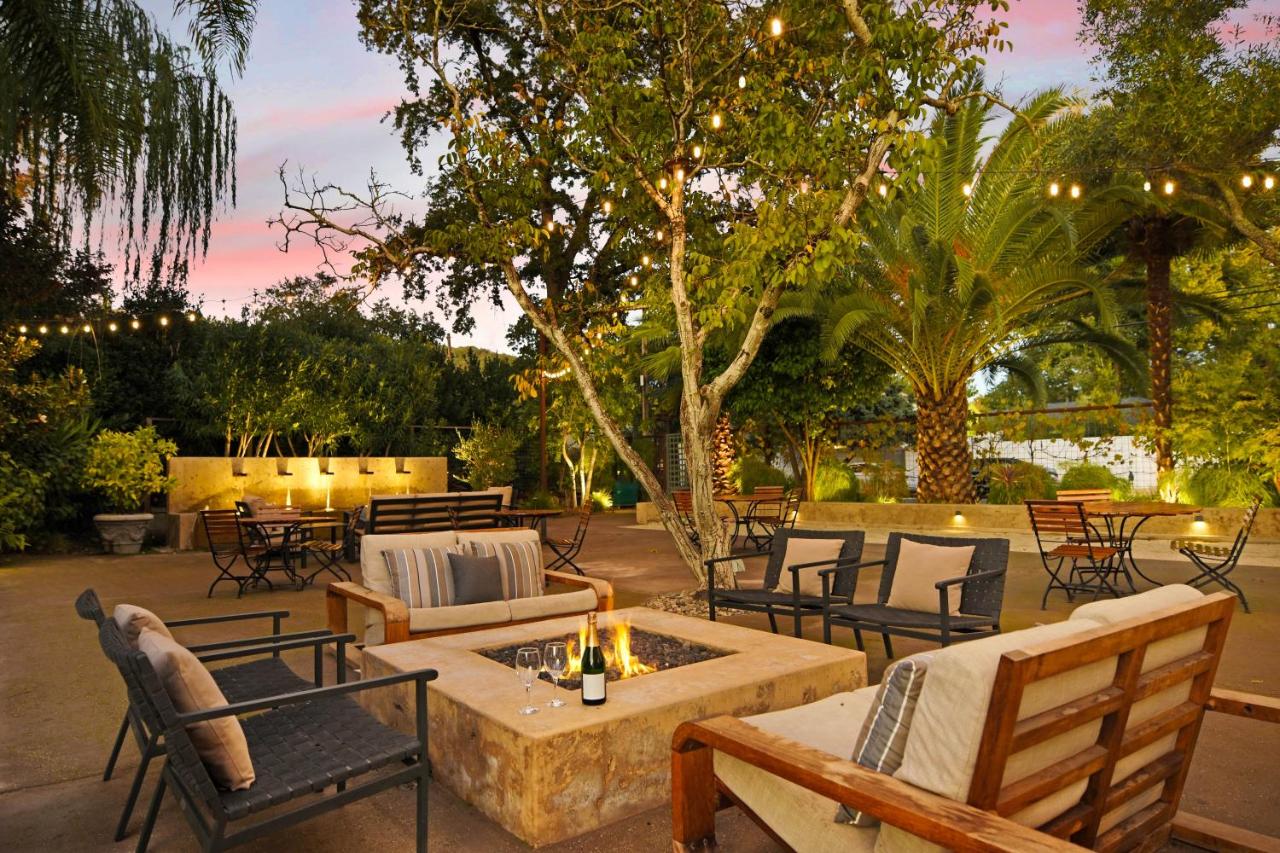 | Bungalows 313