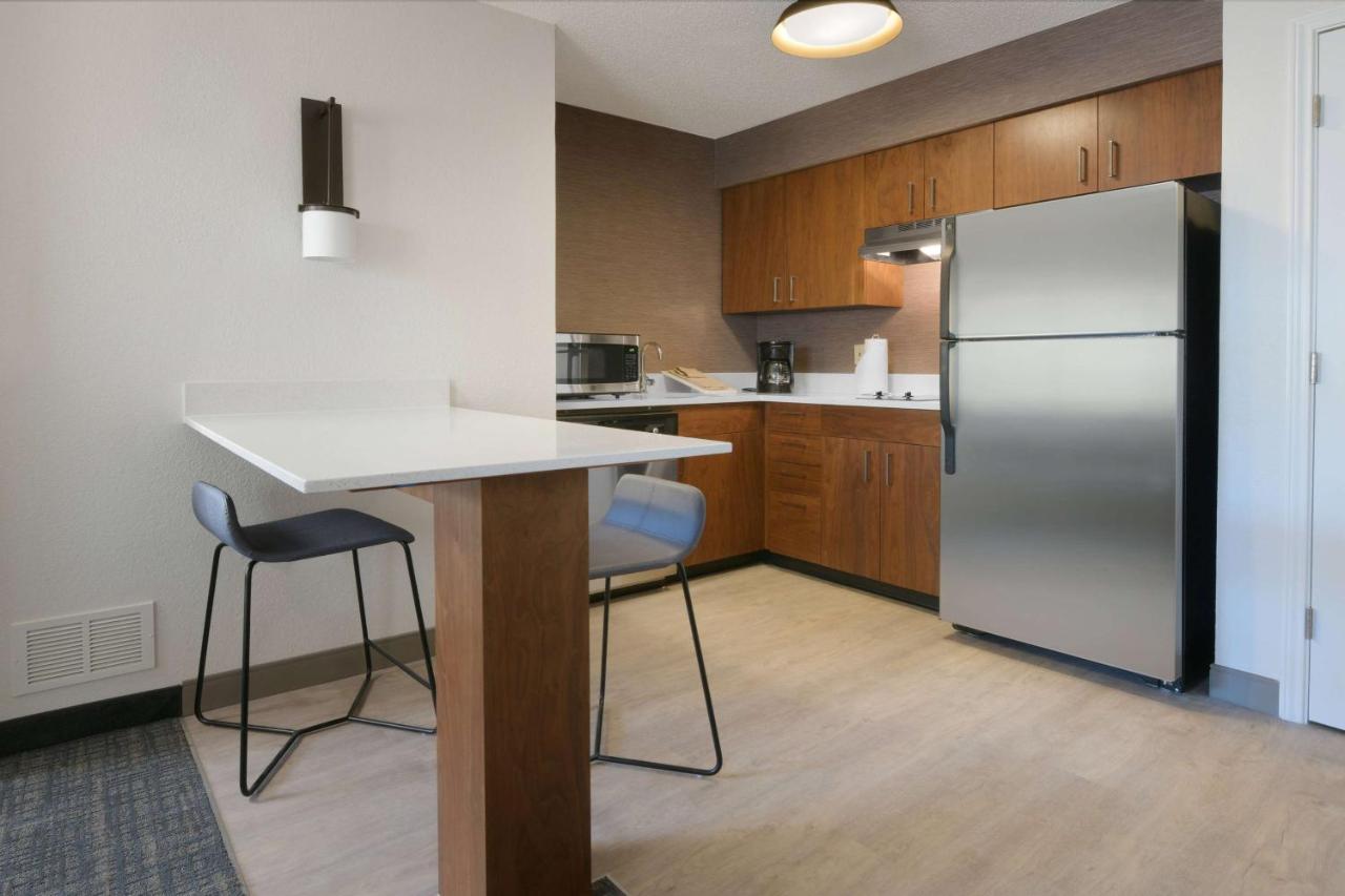 Studio Suite King at Sonesta ES Suites Fort Worth Fossil Creek