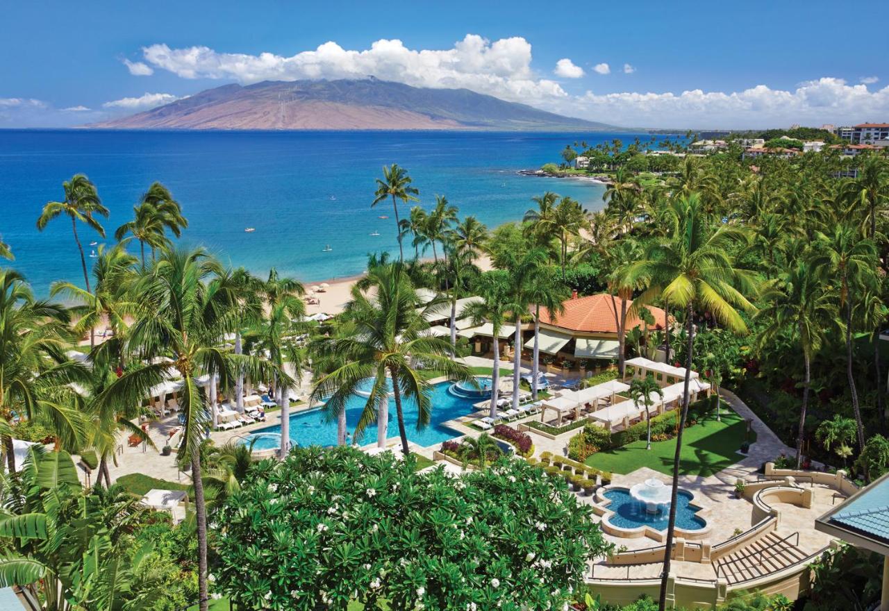 Deluxe King Room with Ocean View at Four Seasons Resort Maui at Wailea