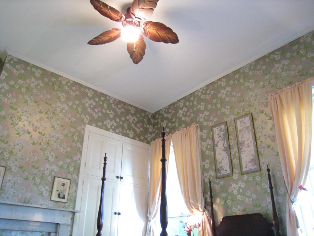  | Allegheny Street Bed & Breakfast