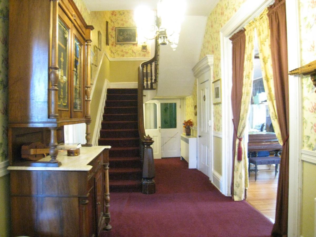  | Allegheny Street Bed & Breakfast