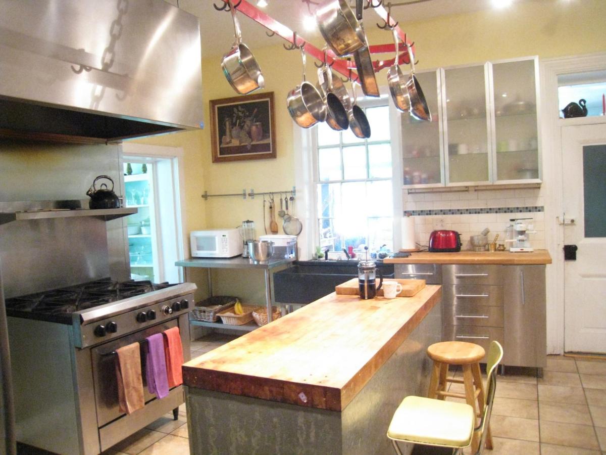  | Allegheny Street Bed & Breakfast
