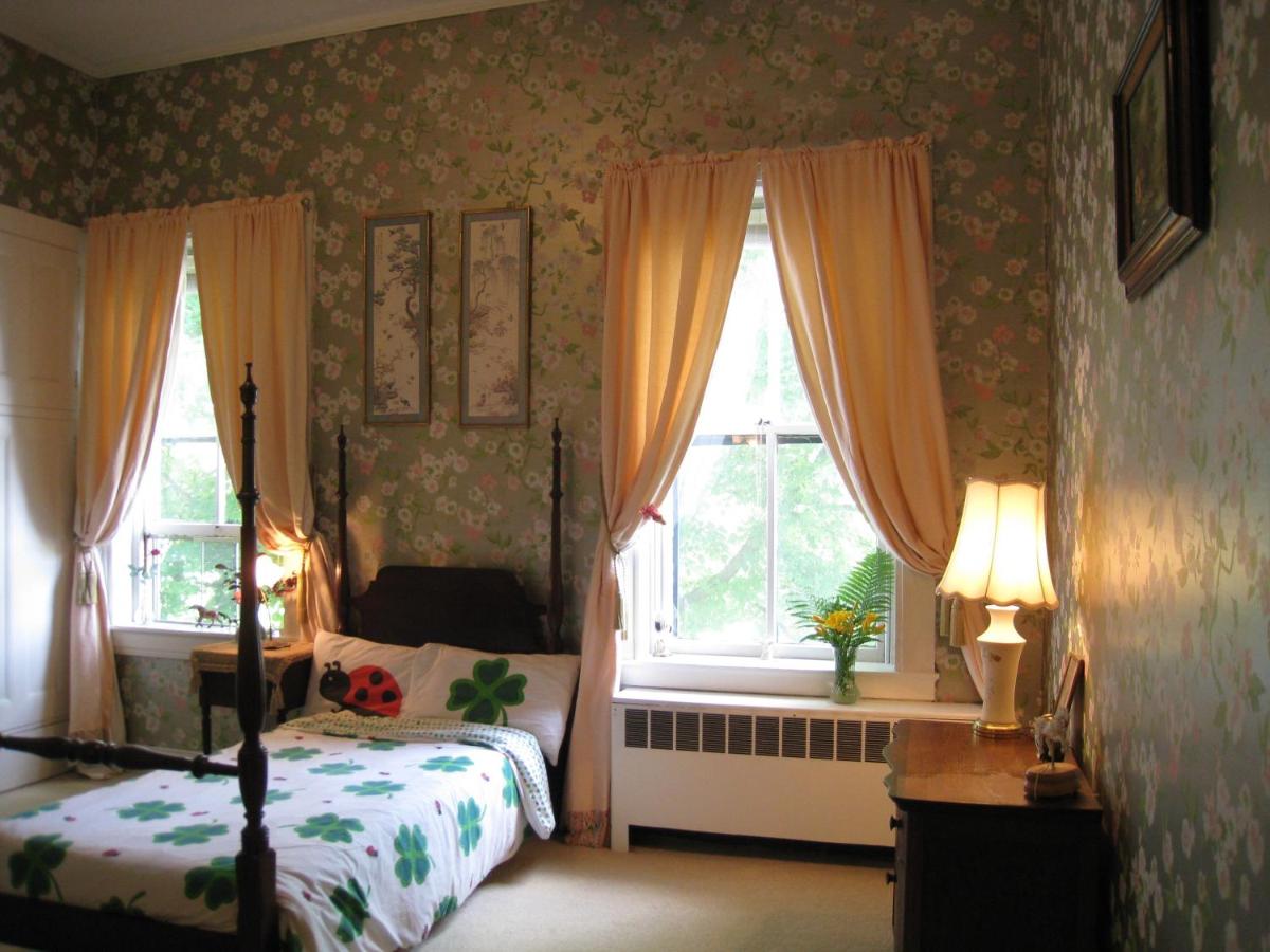  | Allegheny Street Bed & Breakfast