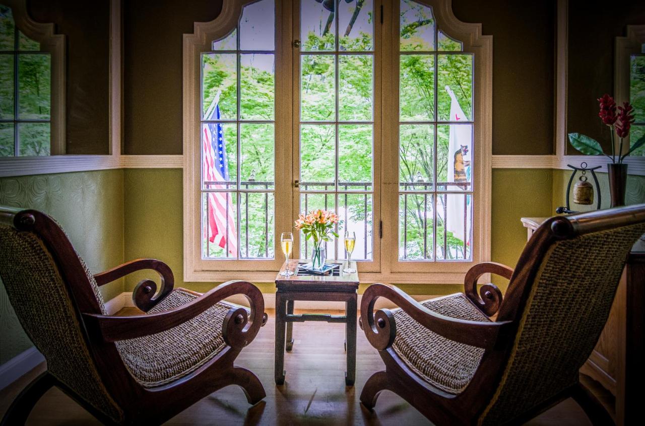 | Inn at Parkside