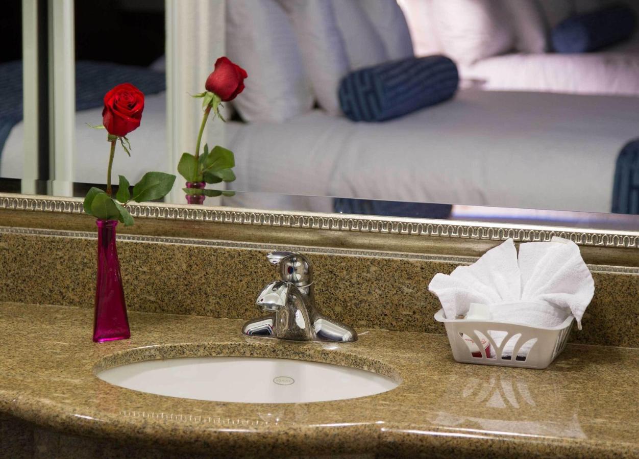  | Regency Inn in Los Angeles