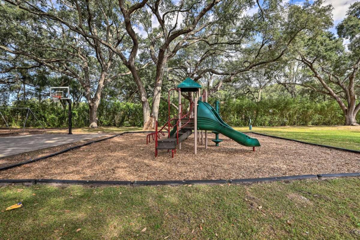  | Just 10 mins from Disney and walking distance to outlets restaurants