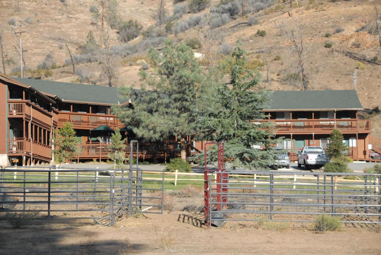 | Corral Creek Lodge