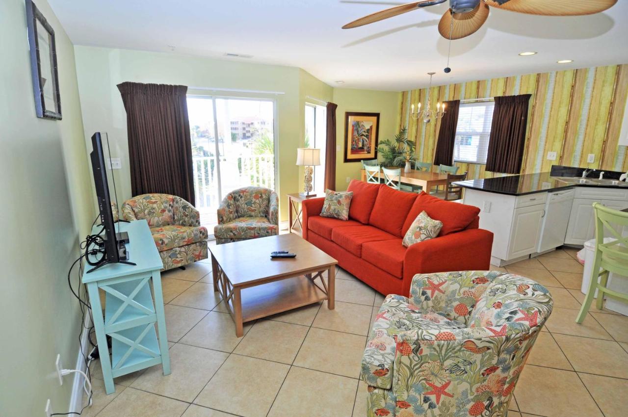  | Stunning 8 BR, New Updates, Walk to Beach Bars, Main Street