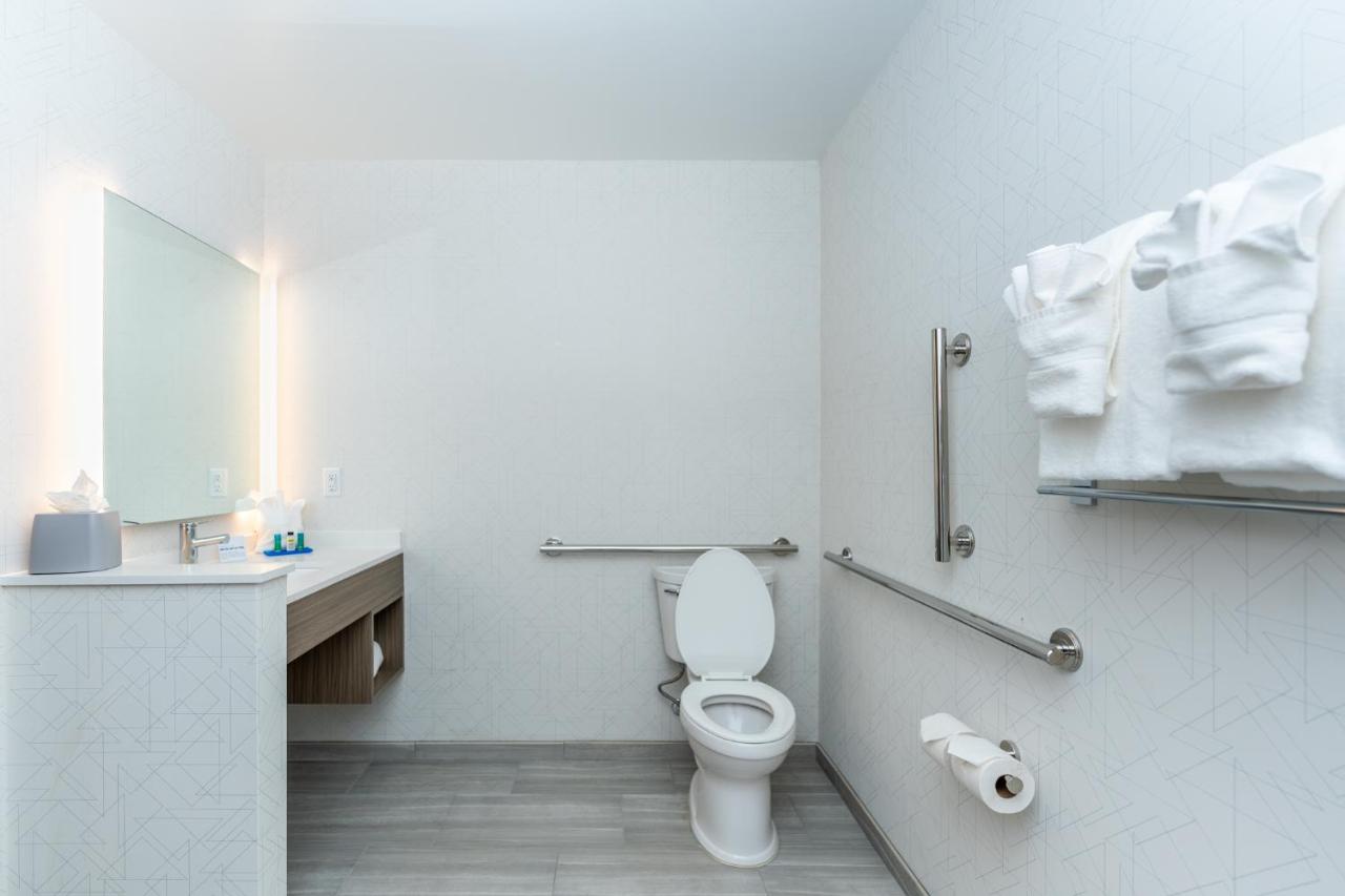 Queen Room with Two Queen Beds - Hearing Accessible/Non-Smoking at Holiday Inn Express & Suites Charlottesville by IHG