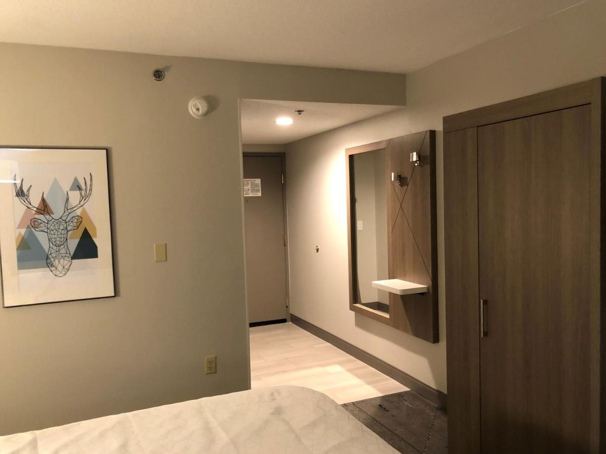 King Room at Holiday Inn Express Hotel & Suites Donegal by IHG