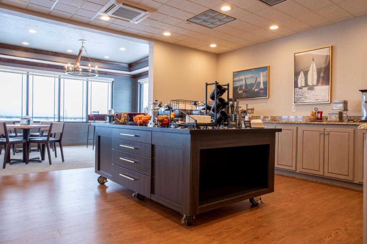 | Best Western Plus Flathead Lake Inn And Suites