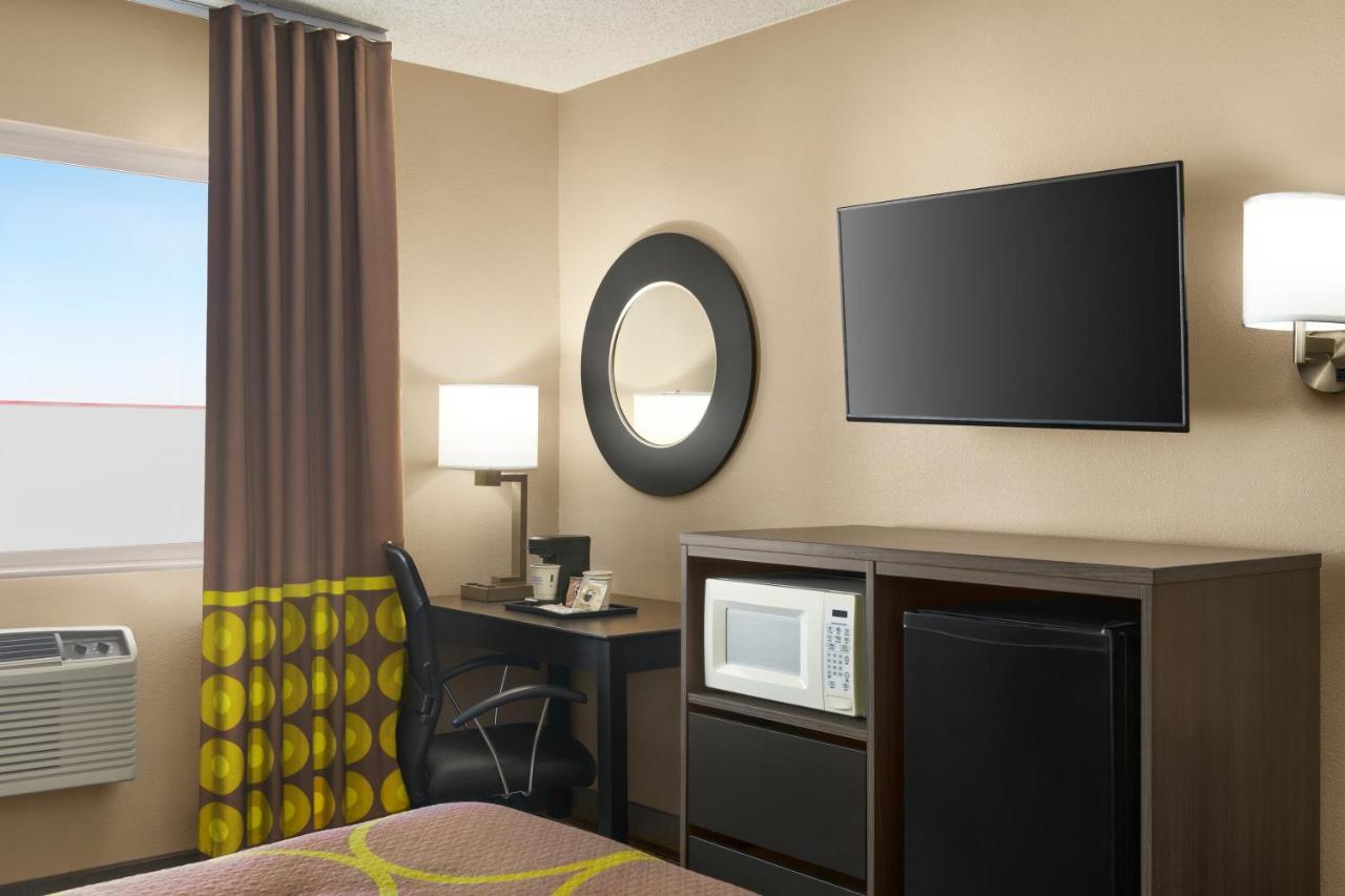  | Super 8 by Wyndham Liberal KS