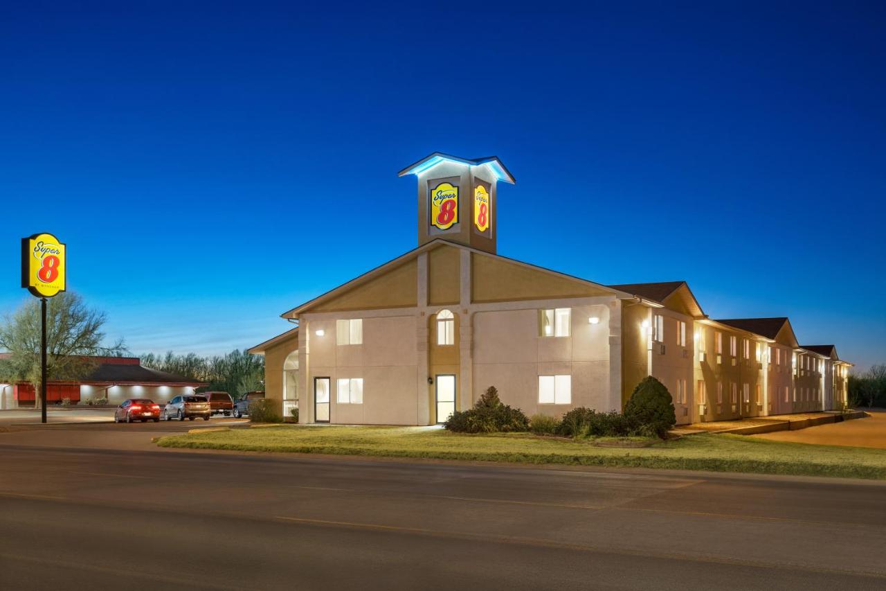  | Super 8 by Wyndham Liberal KS