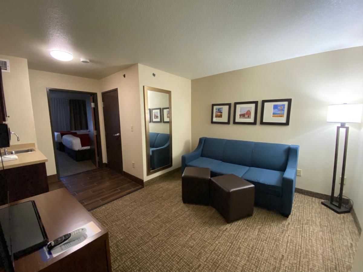 Queen Suite with Two Queen Beds and Sofabed - Non Smoking at Comfort Inn & Suites Goodland