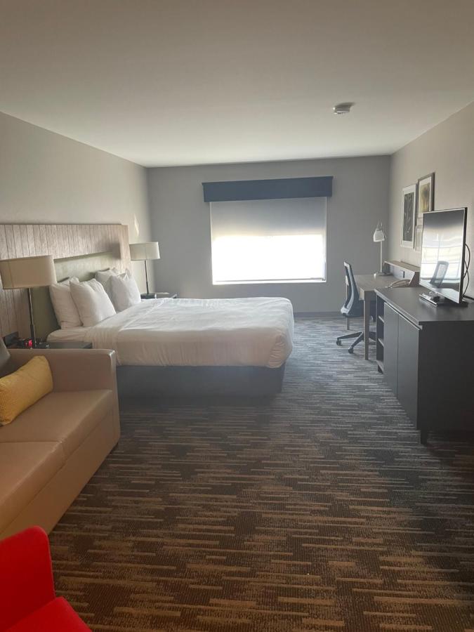 Studio King Suite - Non-Smoking at Country Inn & Suites by Radisson, Madison, WI