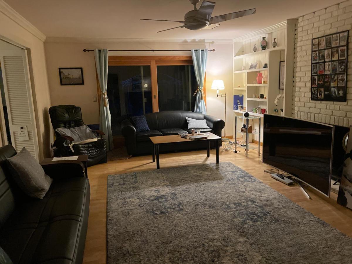 | Saratoga House - Cars Available
