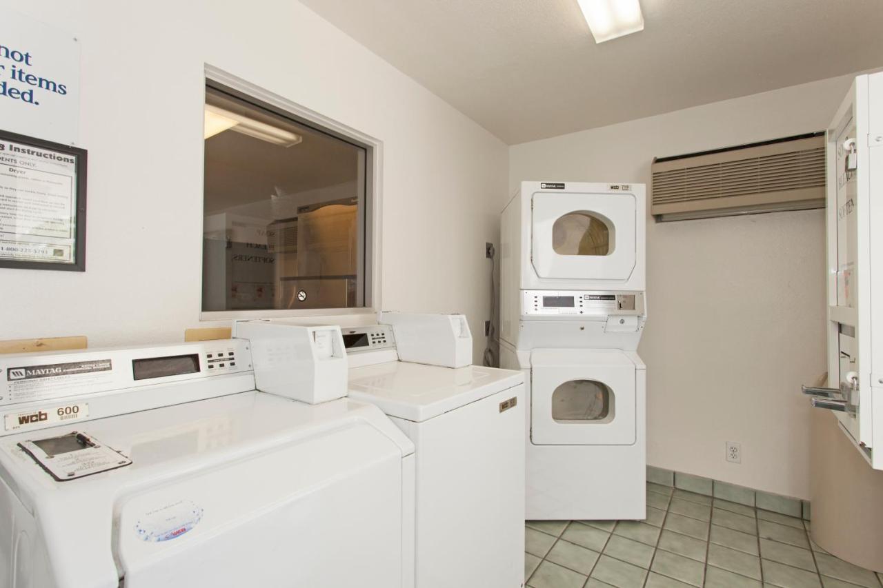 | Motel 6 Davis-Near UC Davis