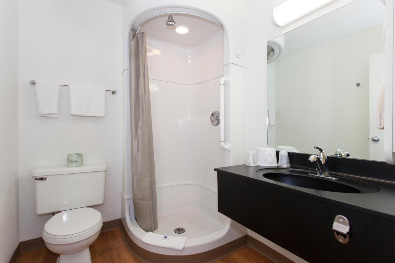 | Motel 6 Davis-Near UC Davis