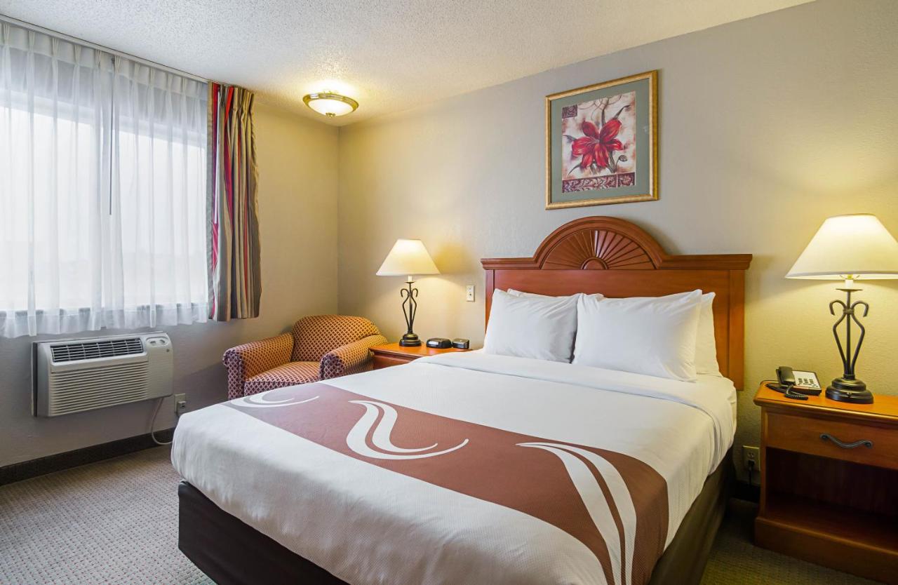 Queen Room - Non-Smoking at Quality Inn Sidney I-80