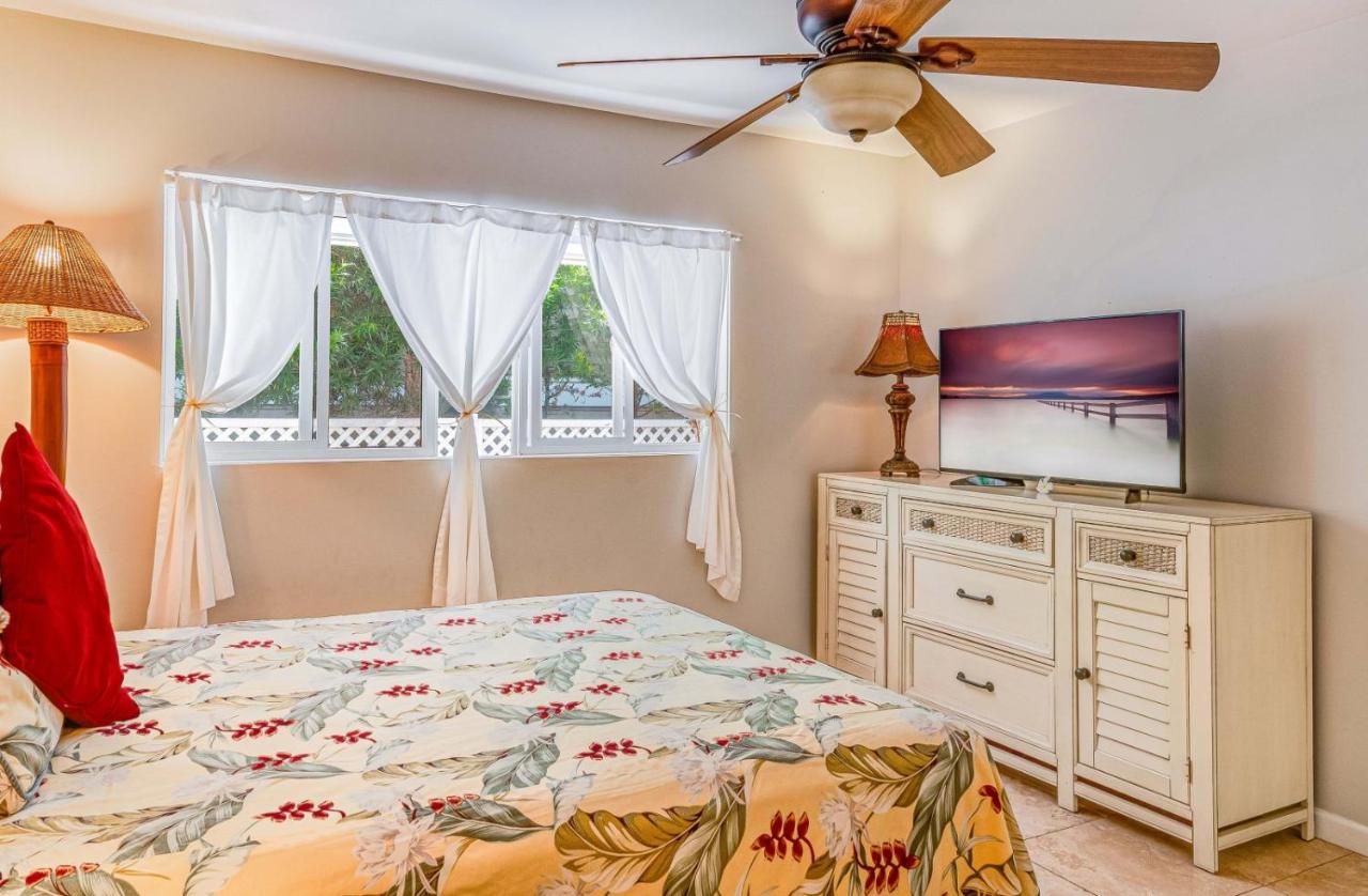  | Lahaina Oceanfront Estate