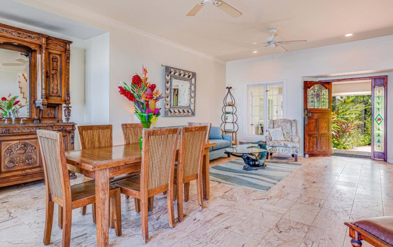  | Lahaina Oceanfront Estate