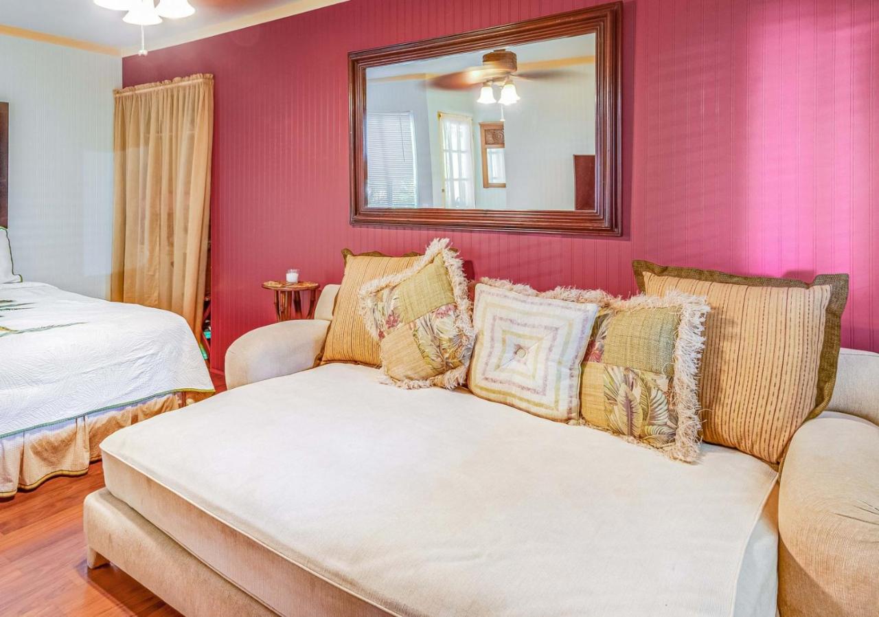  | Lahaina Oceanfront Estate