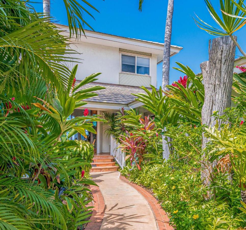  | Lahaina Oceanfront Estate