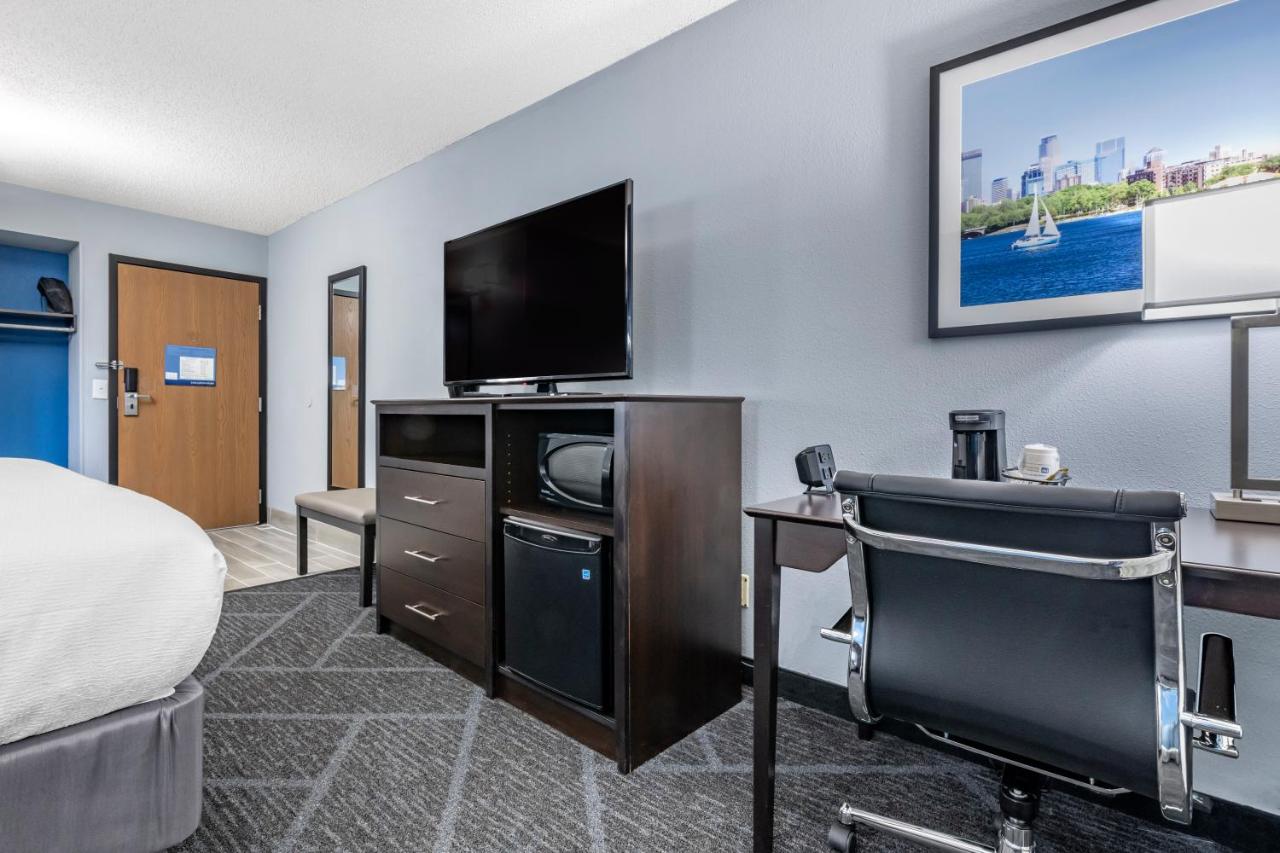 King Room at Best Western Bloomington Edina - Minneapolis