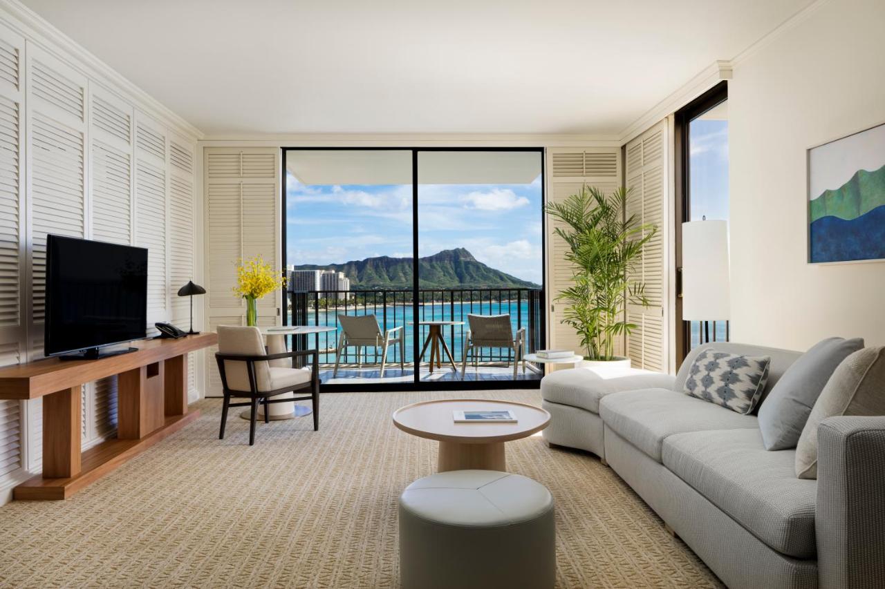 Diamond Head Prime Suite King at Halekulani