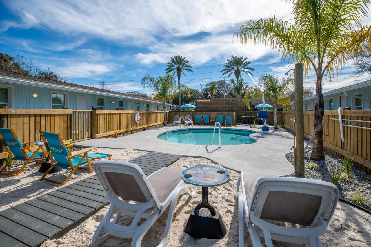  | Salt Air Inn & Suites