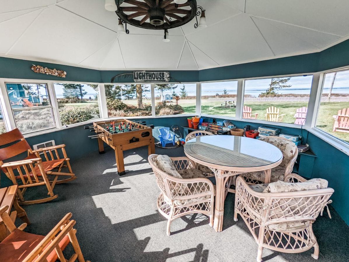 | Juan de Fuca Cottages
