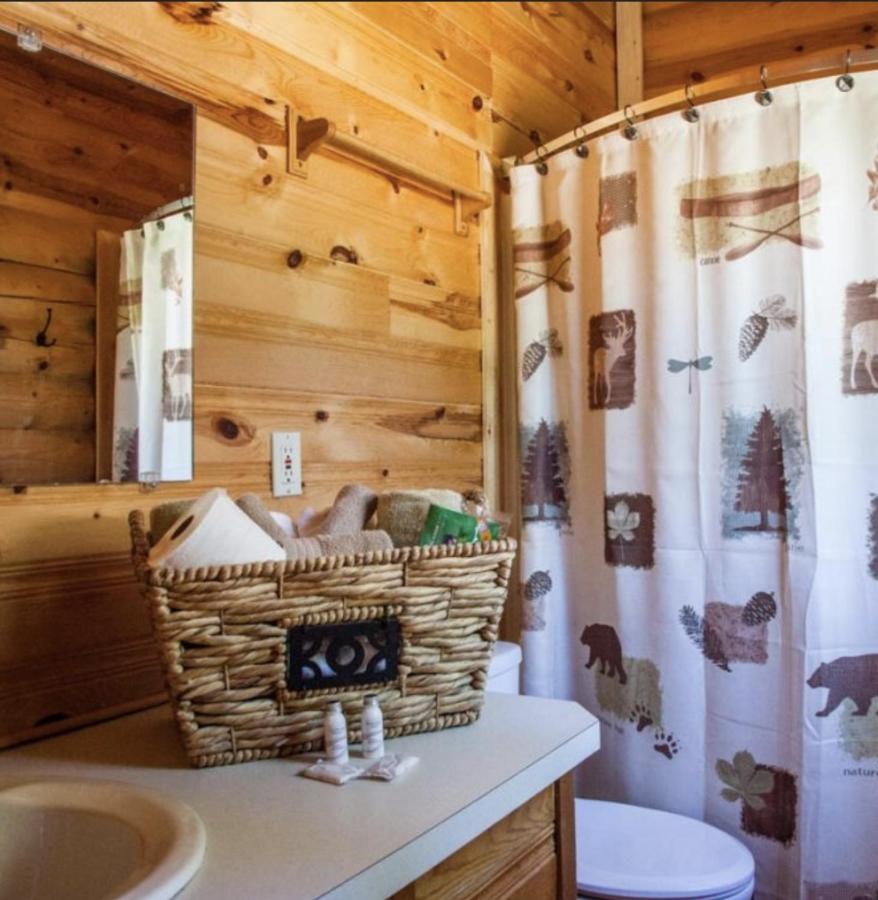 | Summit Mountain Lodge and Steakhouse