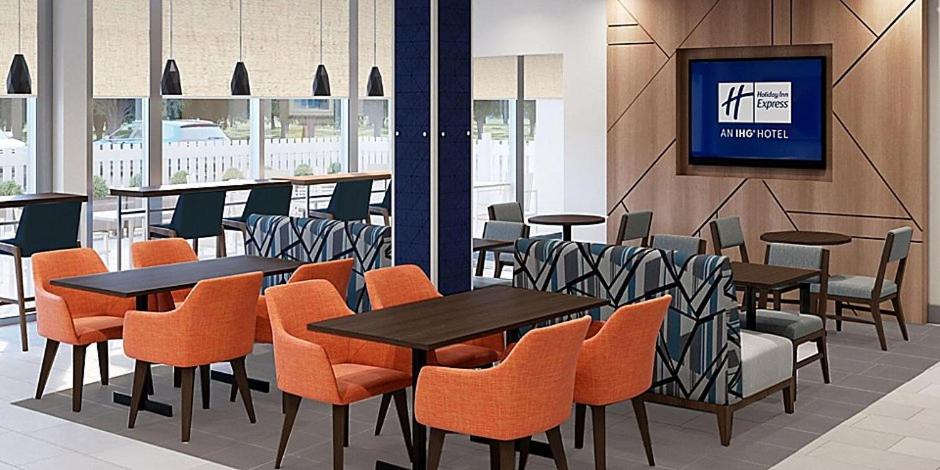 | Holiday Inn Express - Gloucester, an IHG Hotel