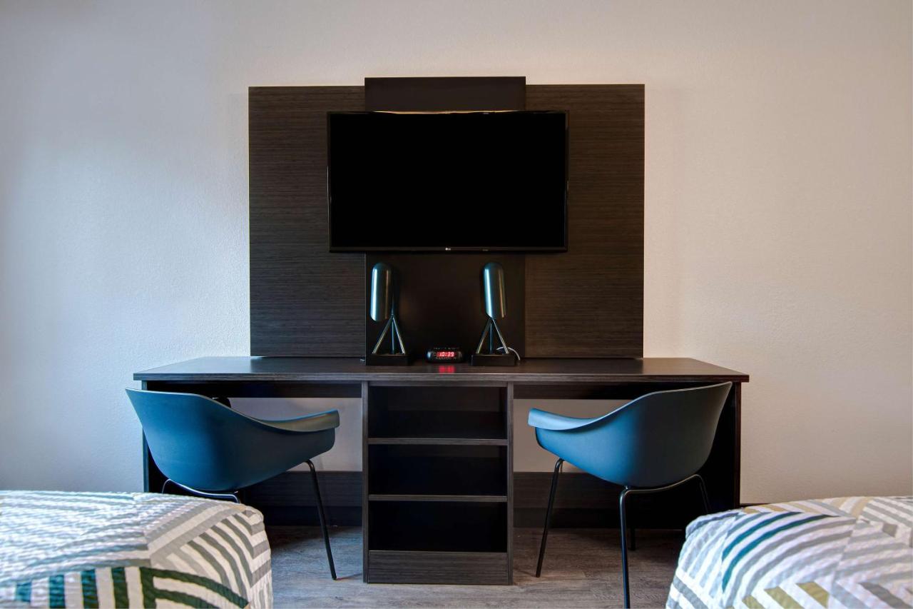 Queen Room with Two Queen Beds - Non-Smoking at Studio 6 Pensacola, FL - West I-10