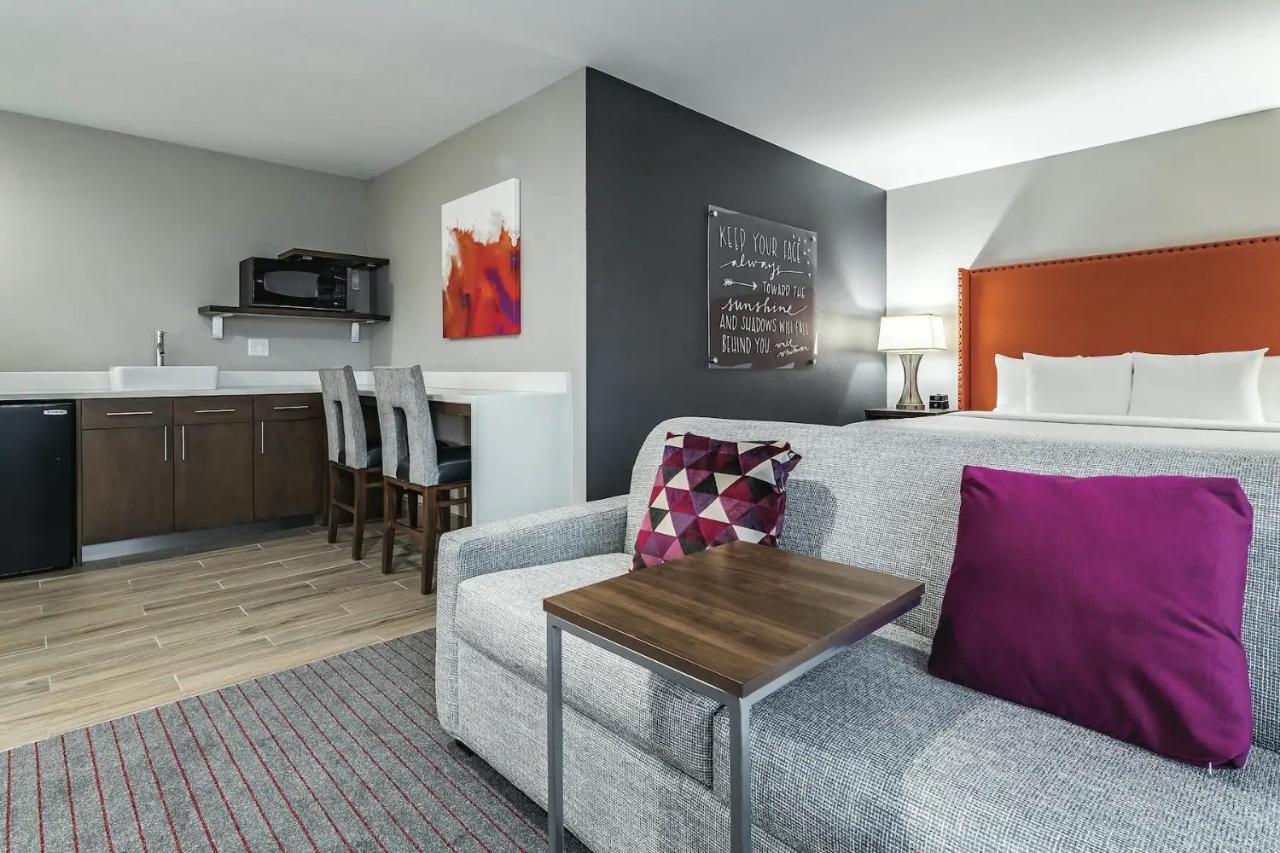 King Studio Suite - Non-Smoking at La Quinta by Wyndham Seattle Federal Way