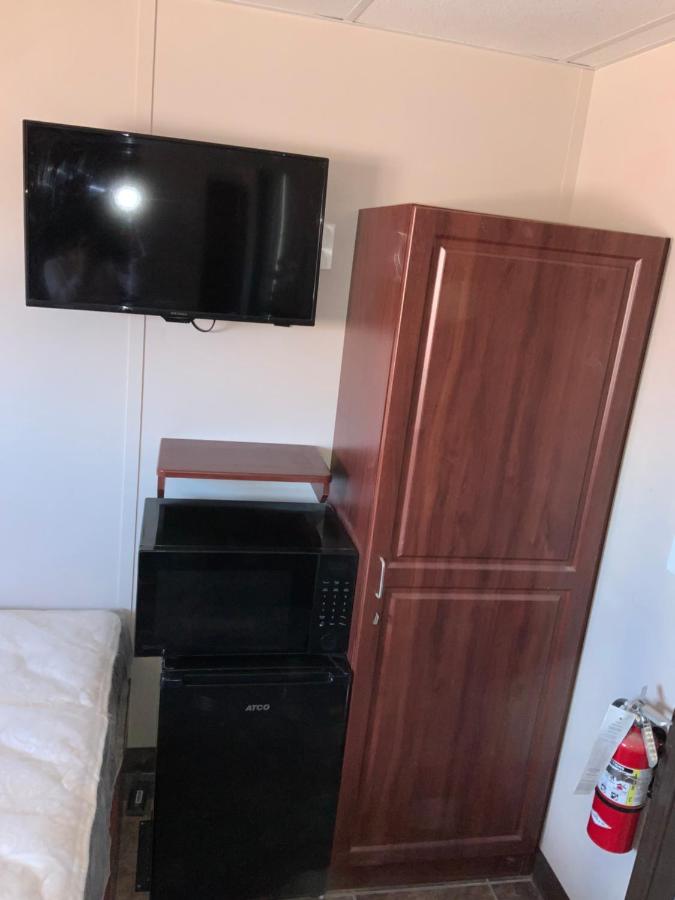 Deluxe Queen Room at Karbani Inn