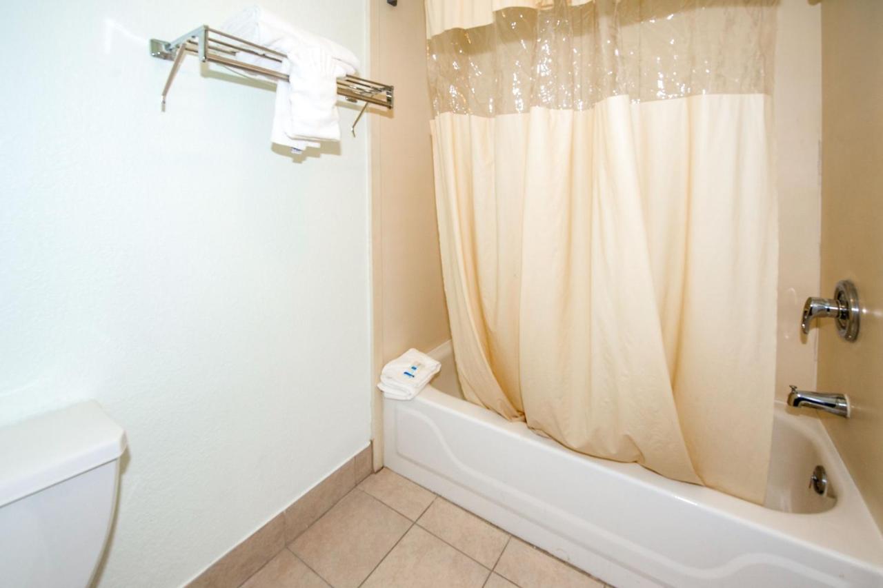 Superior Queen Room with Two Queen Beds - Non-Smoking at Rodeway Inn Central Colorado Springs