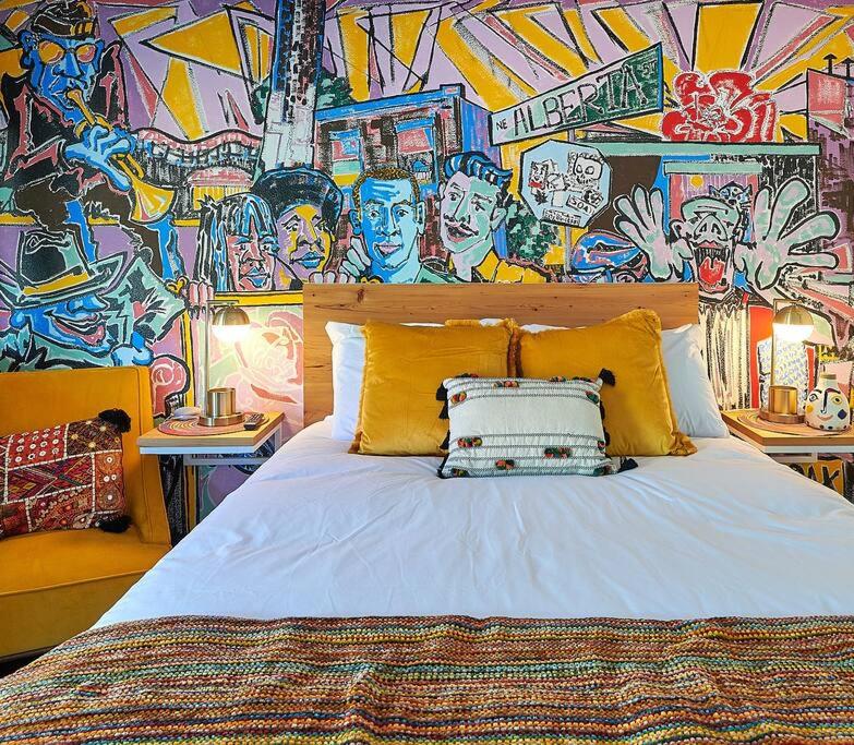  | Kenton Hotel