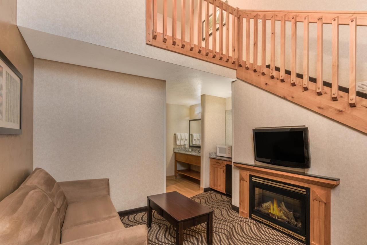 Loft Suite with Jetted Tub - Non-Smoking at La Quinta Inn & Suites by Wyndham Idaho Falls/Ammon
