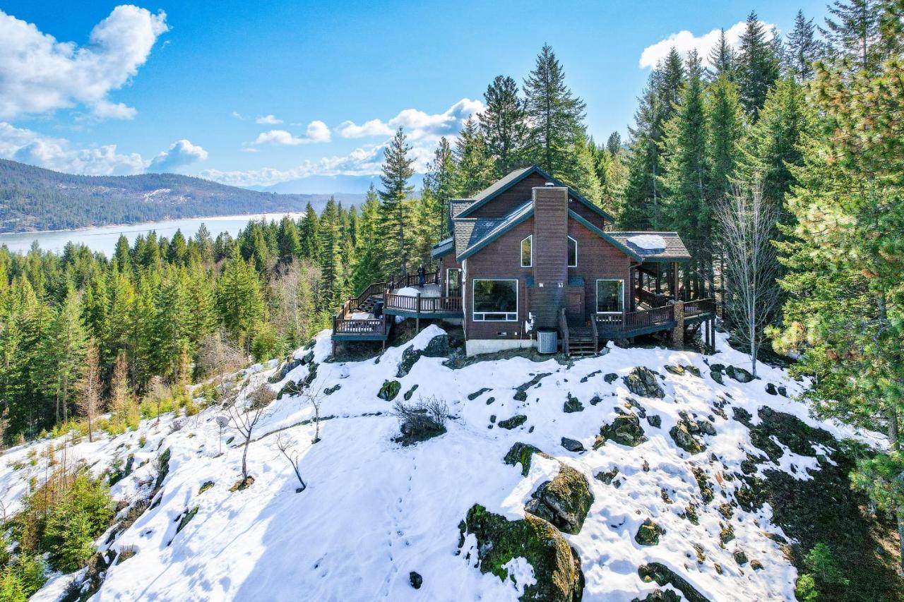 | Moosewood Haven - Ideal Lakeside Retreat