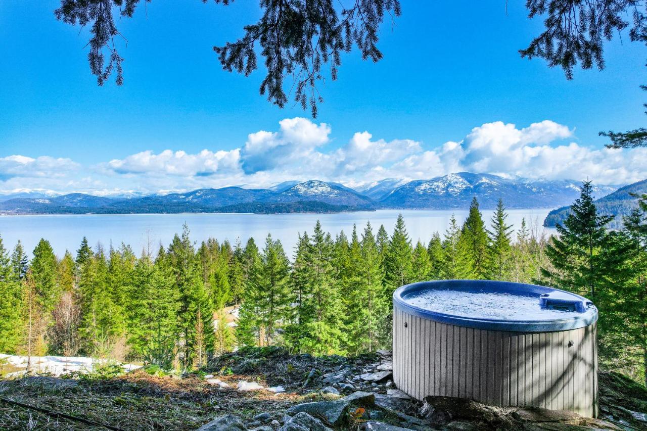 | Moosewood Haven - Ideal Lakeside Retreat