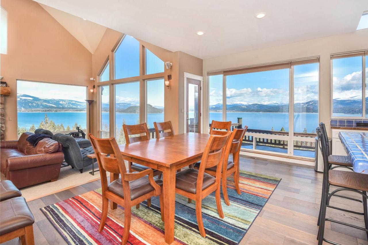 | Moosewood Haven - Ideal Lakeside Retreat
